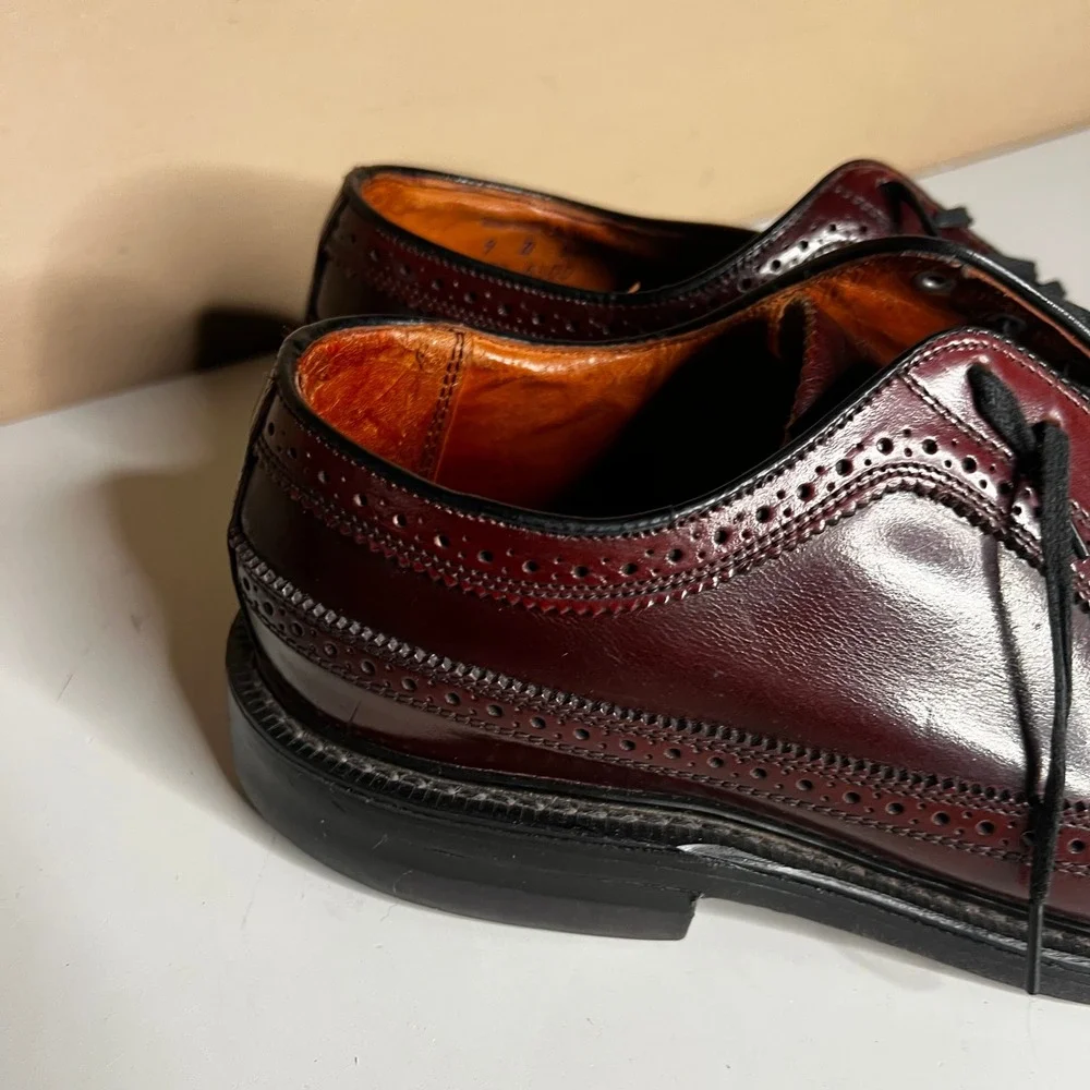 British Walkers Mens 9 D Burgundy Leather Longwing Brogue Oxford Shoes 5496